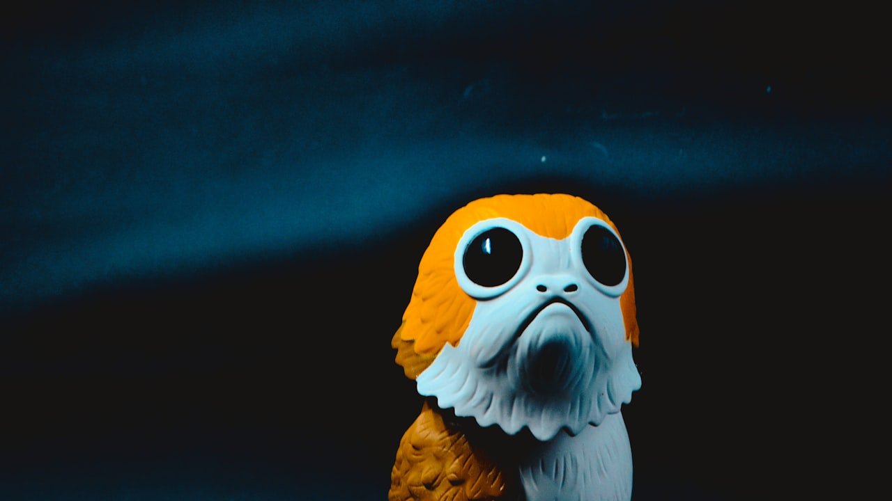 How to Make Your Bobblehead Stand Out?